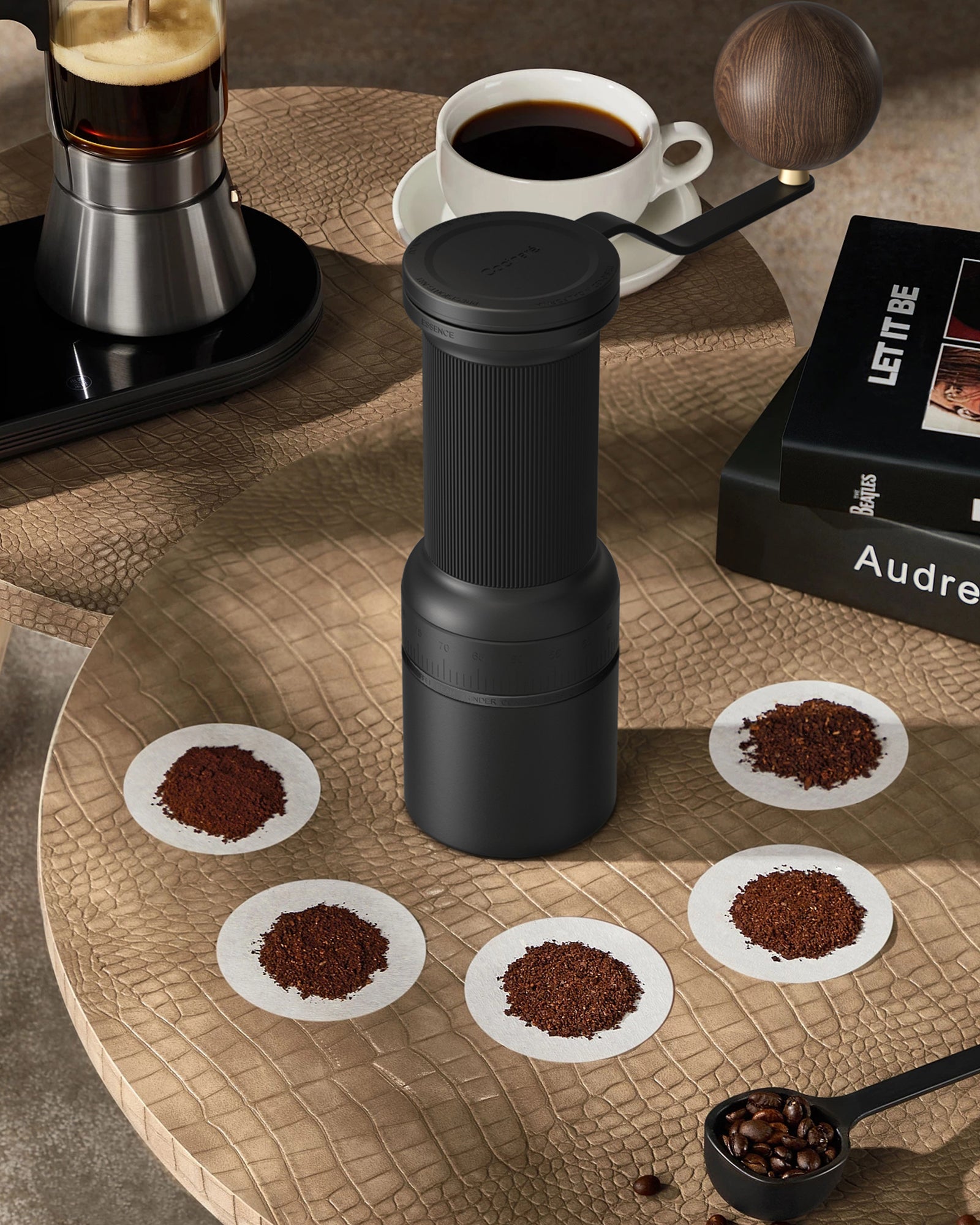 ESSENCE GO Portable Coffee Grinder