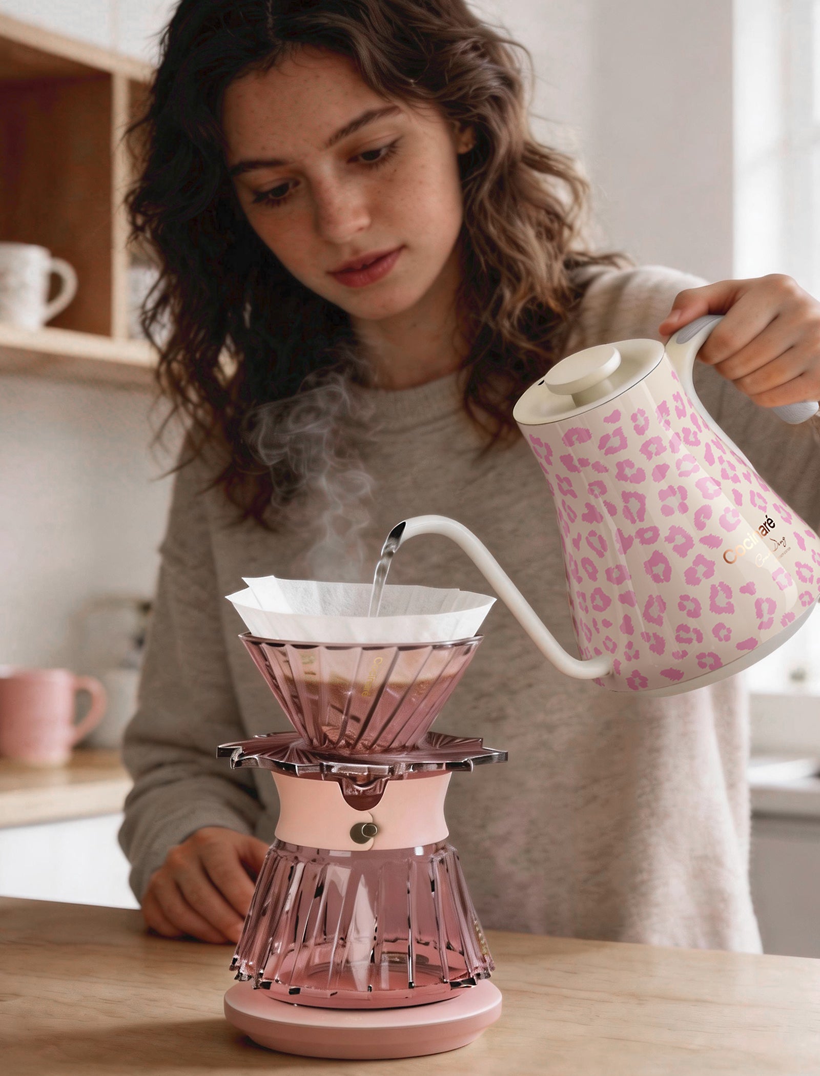 Cocinare Color-changing Collection Blush Leopard Electric Kettle
