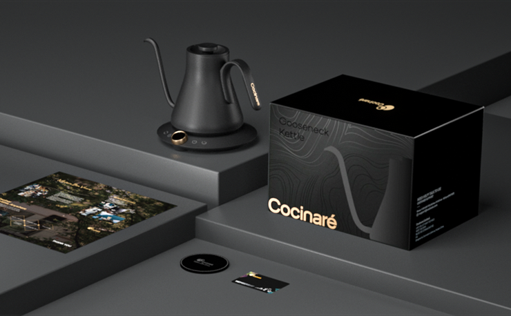 Cocinare FLOW artisan gooseneck kettle provides precise, to-the